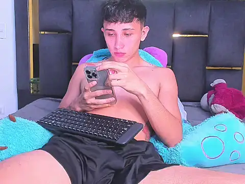 Snapshot of rome_hard chatting on February 9, 2026, 10:58 pm rome hard online show from February 9, 2026, 10:58 pm