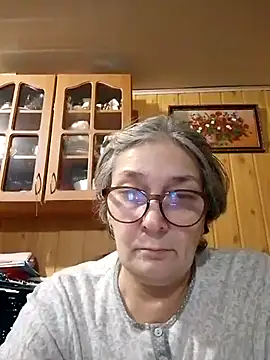 IrinaSweet54 online show from December 17, 2024, 2:33 pm