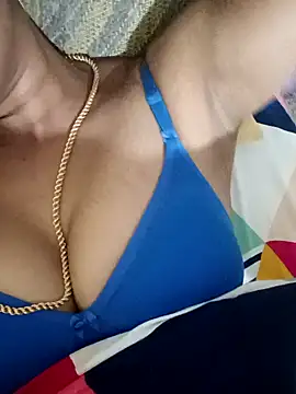 Snapshot of Ambika01 chatting on December 29, 2024, 10:45 am Ambika01 online show from December 29, 2024, 10:45 am