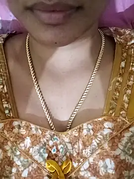 Snapshot of Ambika01 chatting on January 8, 2025, 7:24 am Ambika01 online show from January 8, 2025, 7:24 am