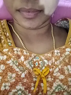 Snapshot of Ambika01 chatting on January 9, 2025, 3:04 am Ambika01 online show from January 9, 2025, 3:04 am