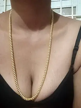 Snapshot of Ambika01 chatting on February 24, 2025, 2:51 am Ambika01 online show from February 24, 2025, 2:51 am