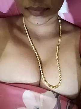 Snapshot of Ambika01 chatting on March 17, 2025, 7:46 am Ambika01 online show from March 17, 2025, 7:46 am