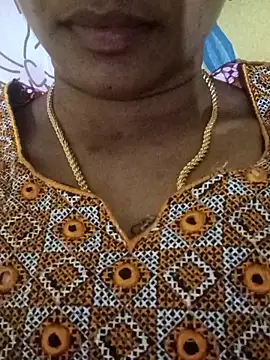 Snapshot of Ambika01 chatting on September 15, 2025, 5:29 am Ambika01 online show from September 15, 2025, 5:29 am