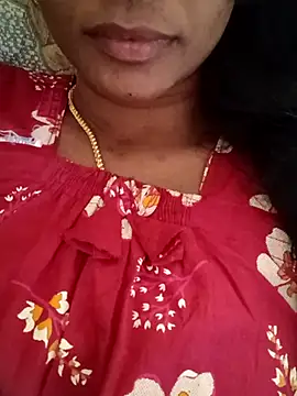 Snapshot of Ambika01 chatting on October 7, 2025, 5:37 am Ambika01 online show from October 7, 2025, 5:37 am