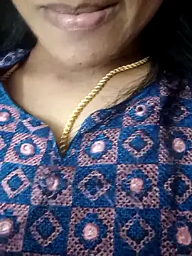 Snapshot of Ambika01 chatting on October 24, 2025, 6:43 am Ambika01 online show from October 24, 2025, 6:43 am