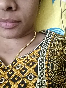 Snapshot of Ambika01 chatting on October 29, 2025, 4:15 am Ambika01 online show from October 29, 2025, 4:15 am