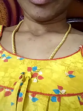 Snapshot of Ambika01 chatting on November 5, 2025, 4:12 am Ambika01 online show from November 5, 2025, 4:12 am