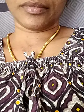 Snapshot of Ambika01 chatting on December 15, 2025, 4:28 am Ambika01 online show from December 15, 2025, 4:28 am