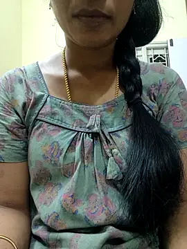 Snapshot of Ambika01 chatting on April 3, 2026, 1:31 pm Ambika01 online show from April 3, 2026, 1:31 pm