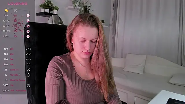 Ariell Margot  online show from January 31, 2025, 6:25 pm