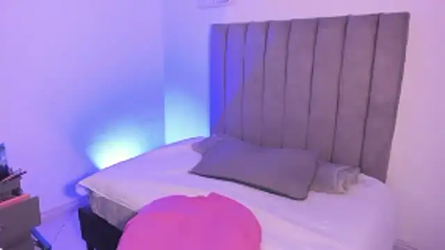 sarah  bigboobs online show from October 24, 2025, 6:54 am