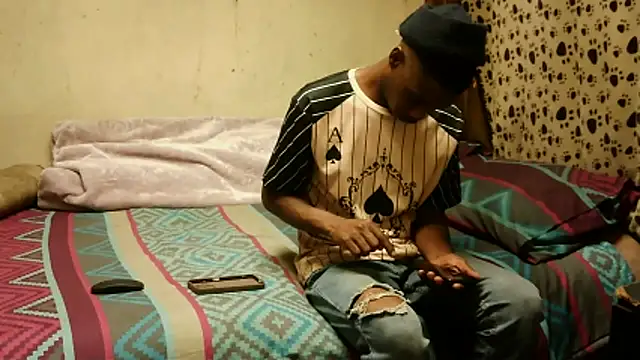 Snapshot of RGTM75 chatting on February 8, 2026, 9:40 pm RGTM75 online show from February 8, 2026, 9:40 pm