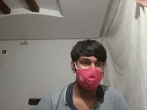 Snapshot of brownguy1234 chatting on January 24, 2025, 6:14 pm brownguy1234 online show from January 24, 2025, 6:14 pm