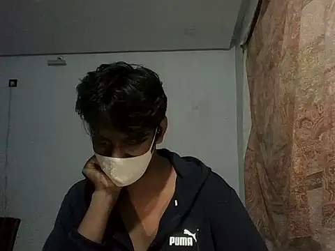 Snapshot of brownguy1234 chatting on January 25, 2025, 7:39 pm brownguy1234 online show from January 25, 2025, 7:39 pm