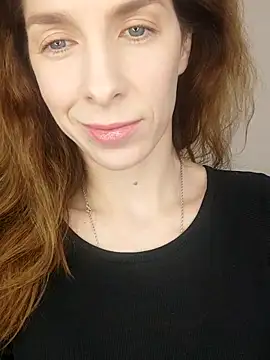 YourSuperModel online show from December 2, 2025, 2:01 pm