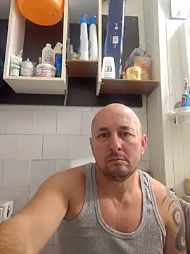 Snapshot of intx800 chatting on October 19, 2025, 8:04 am intx800 online show from October 19, 2025, 8:04 am