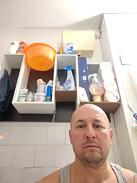 Snapshot of intx800 chatting on November 8, 2025, 3:18 am intx800 online show from November 8, 2025, 3:18 am