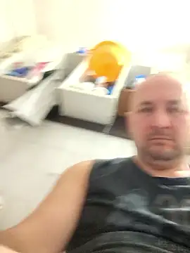 Snapshot of intx800 chatting on January 13, 2026, 5:40 pm intx800 online show from January 13, 2026, 5:40 pm