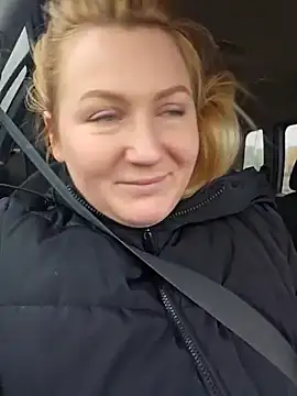 Snapshot of -Schweppes- chatting on December 24, 2024, 8:00 am -Schweppes- online show from December 24, 2024, 8:00 am