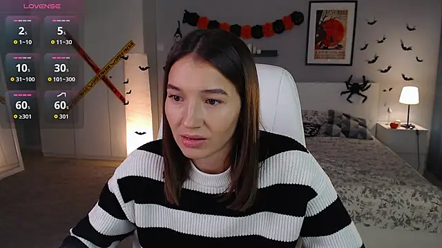 Snapshot of Bellla_Haddid chatting on October 25, 2025, 1:24 am Bellla Haddid online show from October 25, 2025, 1:24 am