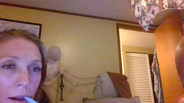 Snapshot of raybo715 chatting on June 11, 2026, 3:04 am raybo715 online show from June 11, 2026, 3:04 am