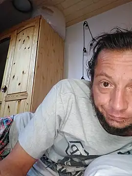 Snapshot of obiwan61 chatting on March 3, 2026, 7:14 am obiwan61 online show from March 3, 2026, 7:14 am