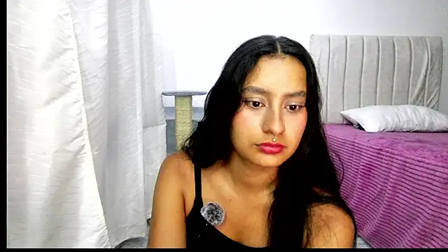 ashley-vega online show from November 10, 2025, 2:21 am