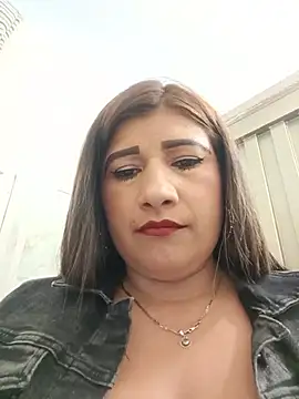 Snapshot of Hannahcandyy chatting on June 22, 2026, 8:39 pm Hannahcandyy online show from June 22, 2026, 8:39 pm