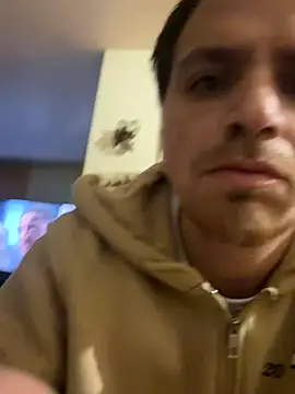 Reezy21stst online show from November 22, 2025, 12:31 am