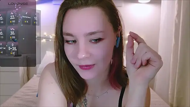 Snapshot of Pink_SeaGul chatting on February 28, 2025, 5:37 pm Pink SeaGul online show from February 28, 2025, 5:37 pm