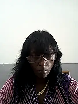 Snapshot of mamakarma1403 chatting on March 19, 2025, 1:43 am mamakarma1403 online show from March 19, 2025, 1:43 am