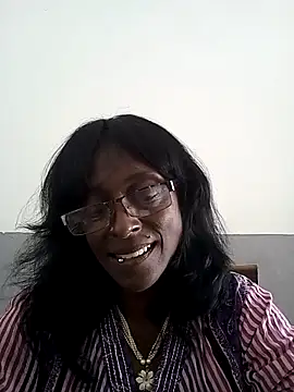 Snapshot of mamakarma1403 chatting on March 19, 2025, 4:47 am mamakarma1403 online show from March 19, 2025, 4:47 am