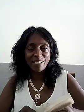 Snapshot of mamakarma1403 chatting on March 20, 2025, 3:34 am mamakarma1403 online show from March 20, 2025, 3:34 am