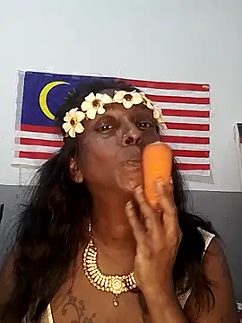 Snapshot of mamakarma1403 chatting on September 10, 2025, 3:23 pm mamakarma1403 online show from September 10, 2025, 3:23 pm