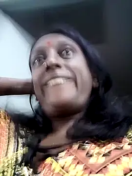 Snapshot of mamakarma1403 chatting on October 16, 2025, 12:00 am mamakarma1403 online show from October 16, 2025, 12:00 am