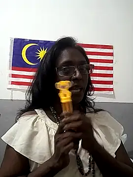 Snapshot of mamakarma1403 chatting on November 23, 2025, 4:56 am mamakarma1403 online show from November 23, 2025, 4:56 am