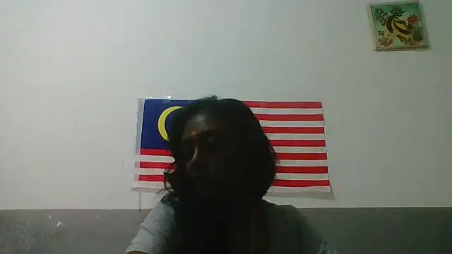 Snapshot of mamakarma1403 chatting on January 6, 2026, 12:25 am mamakarma1403 online show from January 6, 2026, 12:25 am