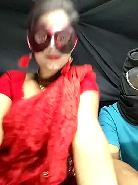 Snapshot of Hotty-priyanka chatting on April 10, 2026, 6:01 pm Hotty-priyanka online show from April 10, 2026, 6:01 pm
