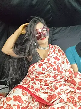 Snapshot of Hotty-priyanka chatting on April 29, 2026, 6:36 pm Hotty-priyanka online show from April 29, 2026, 6:36 pm