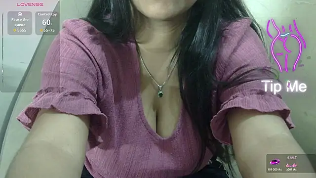 Preeti-Sexy online show from February 22, 2026, 2:37 pm