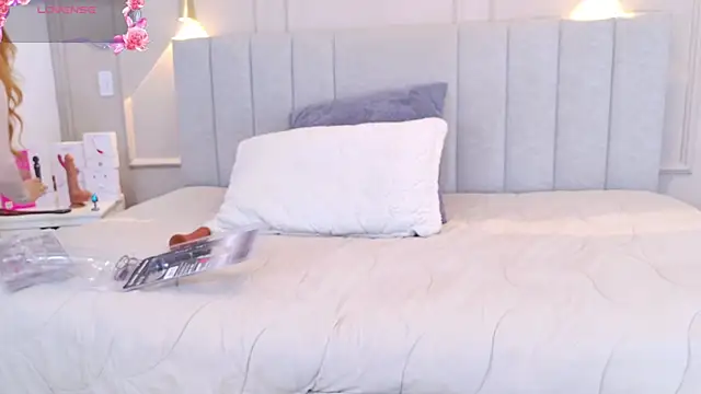 april rousse online show from October 16, 2025, 2:51 pm