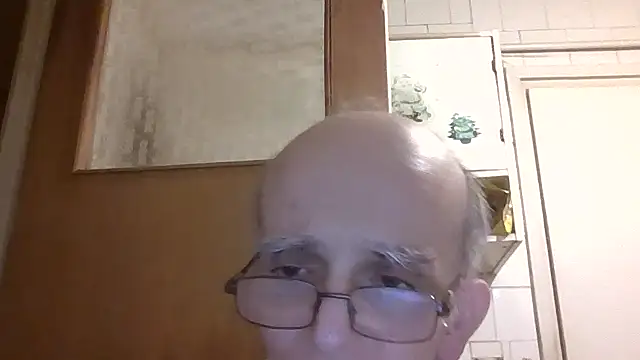 Snapshot of mariusica1@xh chatting on March 9, 2026, 11:09 pm mariusica1xh online show from March 9, 2026, 11:09 pm