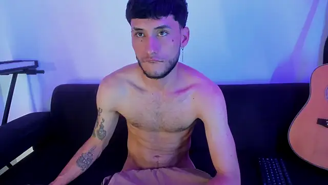 Henrikk senn online show from November 30, 2025, 10:58 pm