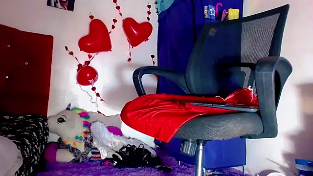 Snapshot of nicol_gill_ chatting on February 15, 2025, 2:44 pm nicol gill online show from February 15, 2025, 2:44 pm