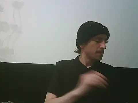Snapshot of PocoLoco420 chatting on January 6, 2026, 2:15 am PocoLoco420 online show from January 6, 2026, 2:15 am