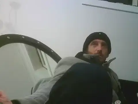 Snapshot of PocoLoco420 chatting on January 8, 2026, 9:50 pm PocoLoco420 online show from January 8, 2026, 9:50 pm