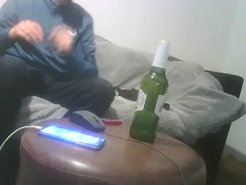 Snapshot of PocoLoco420 chatting on January 15, 2026, 9:07 pm PocoLoco420 online show from January 15, 2026, 9:07 pm