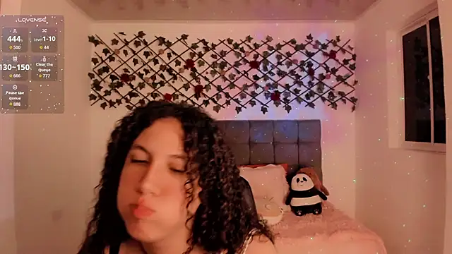 Lilith Miller21 online show from November 28, 2025, 7:49 pm