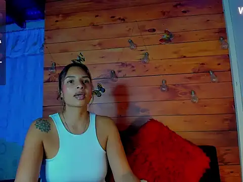 mykaelahoney online show from October 16, 2025, 3:29 am